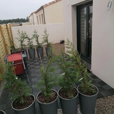 아파트 Bleu, Classe 3 Etoiles, Clim, Wifi, Lave-linge, Lit King Size, Au Calme Et A 1000m Des Plages De Valras