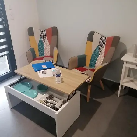 Bleu, Classe 3 Etoiles, Clim, Wifi, Lave-linge, Lit King Size, Au Calme Et A 1000m Des Plages De Valras 아파트 Sérignan