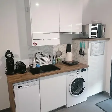 Bleu, Neuf, Classé 3 étoiles, Clim, Wifi, Lave-linge, Lit King Size, Au Calme Et à 800m Des Plages De Valras *